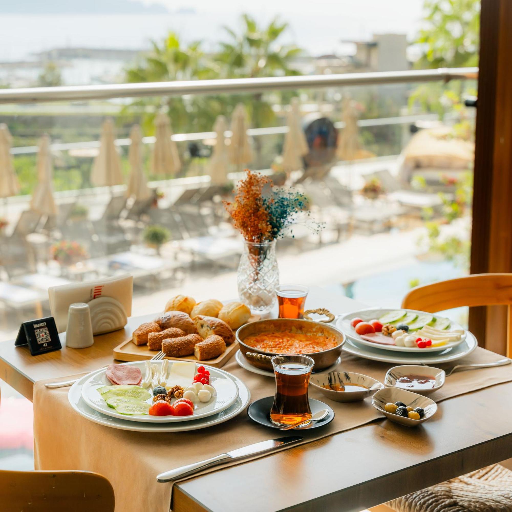 Illusion Beach & Clubhotel - Adults Only Alanya Buitenkant foto